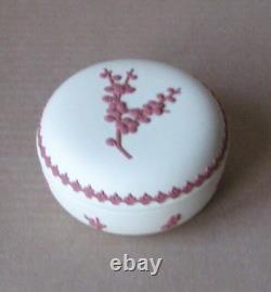 Boîte à bijoux ronde en jaspe jaune et terracotta Wedgwood Prunus