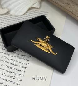 Boîte à bijoux vintage Wedgwood en basalte noir avec motif égyptien doré en très bon état