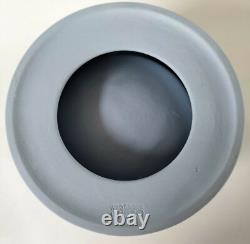 Boîte à souvenirs en jaspe bleu Wedgwood avec gland et feuille de chêne