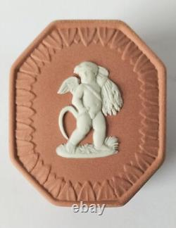 Boîte à souvenirs en terracotta Wedgwood Jasperware Saisons d'Automne
