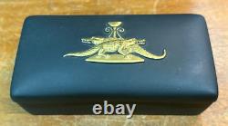 Boîte à trésors en jaspe noir Wedgwood rare avec crocodiles égyptiens dorés SU728