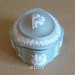 Boîte flûtée en jaspe gris Wedgwood