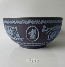 Bol Wedgwood Jasper Portland bleu et arabesque bleue en jasperware
