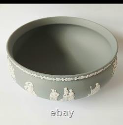 Bol Wedgwood Jasper gris à trois pieds en jasperware