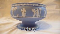 Bol à piédestal vintage de grande taille en porcelaine bleue Wedgwood England pour bibelots