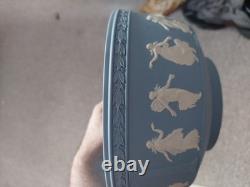 Bol du millénaire en jasperware Wedgwood
