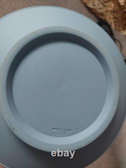 Bol du millénaire en jasperware Wedgwood