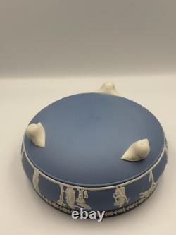 Bol en jaspe Wedgwood bleu à trois pieds