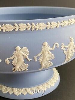 Bol impérial sur pied en jaspe bleu Wedgwood Dancing Hours / Centre de table 20,5cm