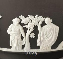 Bol noir de Wedgwood Jasperware Sacrifice