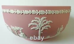 Bol sacrificiel / bol à fruits Wedgwood en jasperware rose de 8 pouces Bol sacrificiel / bol à fruits Wedgwood en jasperware rose de 8 pouces