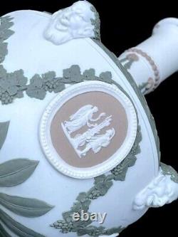 Bouteille de barbier en jaspe tricolore Wedgwood, vers 1870