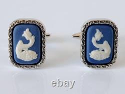 Boutons de manchette Wedgwood Jasperware bleu royal avec boîte en forme de dauphin