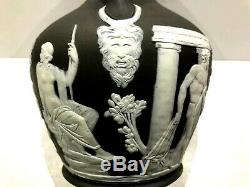 C. 1867 Wedgwood Rare Solide Noir Anthracite Jasperware Portland Vase Poignée De Corde