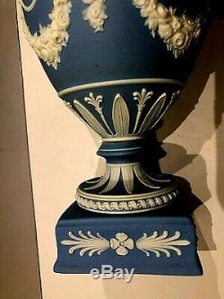C. 1891 Wedgwood Jasperware Bleu Lidded Vase / Urn # 1200 Rams Head Withswages Tmn