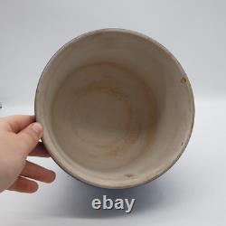 Cache-pot jardinière vintage Wedgwood en jasperware bleu, têtes de lion et guirlandes, Angleterre