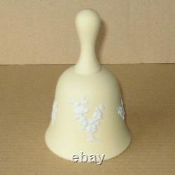 Cloche à long manche en jaspe jaune Prunus de Wedgwood