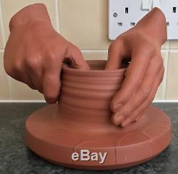 Colin Melbourne Terre Cuite Mains Jasperware De La Sculpture Potter Modèle 45/500