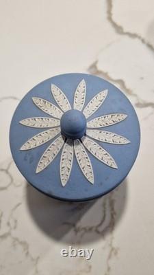 Collection Jasperware Wedgwood de 23 pièces, date de fabrication inconnue