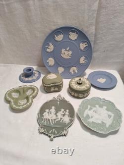 Collection de 8 pièces en grès Jasperware Wedgewood
