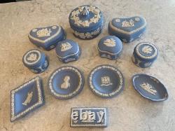 Collection de boîte à billets et assiettes de 12 pièces en Jasperware bleu pâle Wedgwood