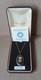 Collier Pendentif Wedgwood En Jasperware Noir Et Argent Dor&eacute;, Design Saoudien