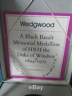 Duke Of Windsor Noir Basalte Jasperware Plaque Ovale Wedgwood