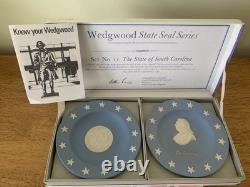 Ensemble complet de treize sceaux d'État américains en jaspe Wedgwood bleu Angleterre