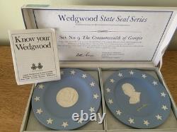 Ensemble complet de treize sceaux d'État américains en jaspe Wedgwood bleu Angleterre