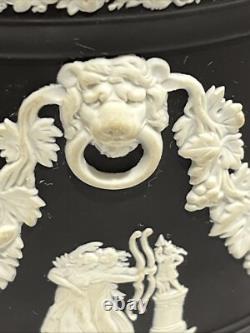 Ensemble de 5 pièces différentes de VTG Wedgwood Angleterre Jasperware Black Dancing Hours