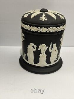 Ensemble de 5 pièces différentes de VTG Wedgwood Angleterre Jasperware Black Dancing Hours
