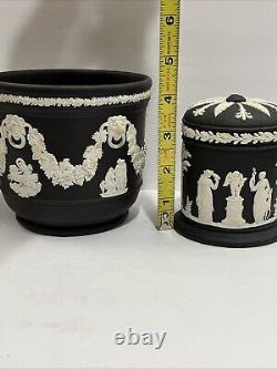 Ensemble de 5 pièces différentes de VTG Wedgwood Angleterre Jasperware Black Dancing Hours