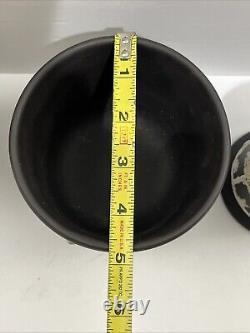 Ensemble de 5 pièces différentes de VTG Wedgwood Angleterre Jasperware Black Dancing Hours