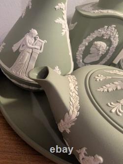 Ensemble de 7 pièces de plateau à thé en jaspe Wedgwood vert et blanc