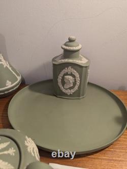 Ensemble de 7 pièces de plateau à thé en jaspe Wedgwood vert et blanc