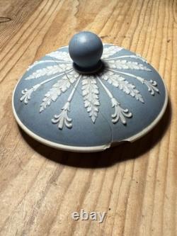 Ensemble de jarres RARE de Piesse & Lubins avec un lot de jasperware bleu Wedgwood ancien