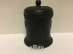 Extrêmement Rare! Wedgwood Older Très Rare Pot À Couvercle Jasperware Noir Sur Noir