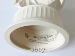 Figurine Dancing Hours en jasperware blanc Wedgwood