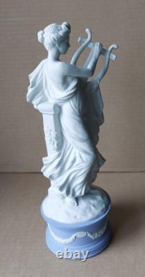 Figurine Erato, Muse classique, en jaspe bleu Wedgwood, grande taille