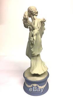 Figurine Wedgwood Melpomene Jasperware De La Collection De Musiques Classiques Cw330