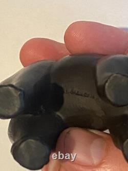 Figurine de chat en basalte noir rare Wedgwood Ernest Light avec des yeux verts, vers 1915