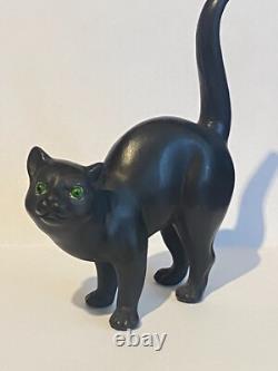 Figurine de chat en basalte noir rare Wedgwood Ernest Light avec des yeux verts, vers 1915