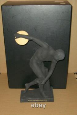 Figurine de lanceur de disque olympique en jaspe Wedgwood NOIR & JAUNE 2012 en boîte