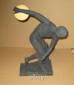 Figurine de lanceur de disque olympique en jaspe Wedgwood NOIR & JAUNE 2012 en boîte