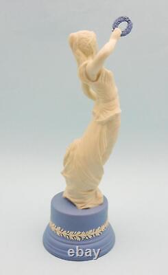 Figurine vintage WEDGWOOD Jasperware TERPSICHORE de 1974, 27cm H, excellent