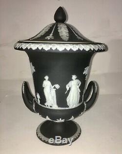 Grand Wedgwood Vase Jasperware Lidded Urne Noir Basalte Jasper Ware