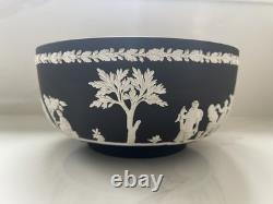 Grand grand bol vintage classique Wedgwood Jasperware noir et blanc 1964