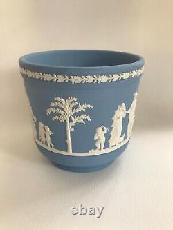 Grand pot en jaspe bleu Wedgwood en excellent état