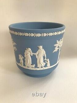 Grand pot en jaspe bleu Wedgwood en excellent état