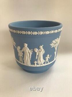 Grand pot en jaspe bleu Wedgwood en excellent état